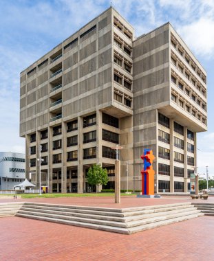 Baton Rouge, LA - 27 Ekim 2023: Louisiana eyaletinin başkentinde ünlü belediye binası