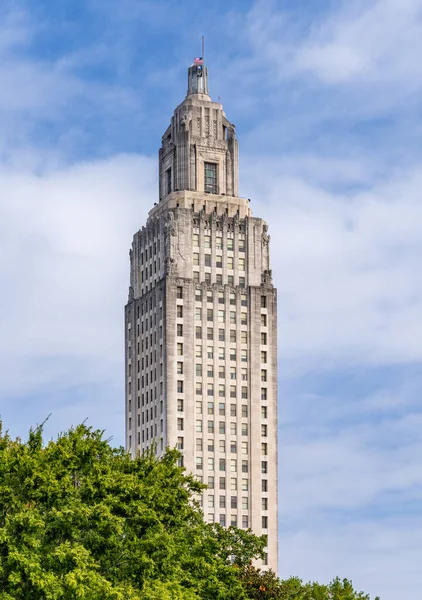 ルイジアナ州都バトンルージュの州議会議事堂の塔 — ストック写真
