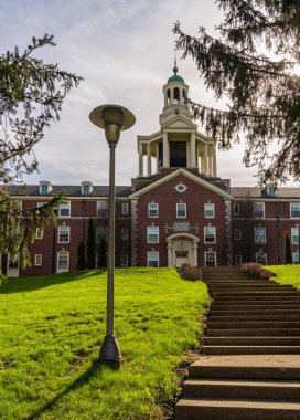 Delaware 'deki Ohio Wesleyan Üniversitesi' nde tarihi Stuyvesant Hall konut olarak kullanıldı.