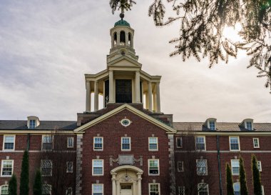 Delaware 'deki Ohio Wesleyan Üniversitesi' nde tarihi Stuyvesant Hall konut olarak kullanıldı.