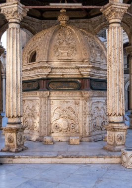 Muhammed Ali Paşa 'nın Kahire' deki Selahaddin Kalesi 'ndeki camisindeki Alabaster Camii' ndeki abdest çeşmesi.