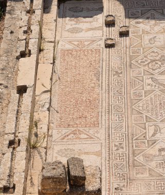 SS Cosmas Kilisesi 'nin mozaik zemini ve Ürdün' de iyi korunmuş bir Greko-Romen şehri olan Jerash 'ın Damian' ı.