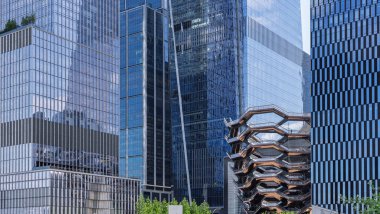 Hudson Yard inşaatı gökdelenler, gemi, ofis ve apartmanlar New York 'ta