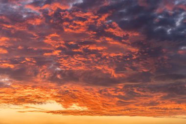 Teksas Hill 'deki Georgetown yakınlarında dramatik ve görkemli bir gün batımı görüldü.