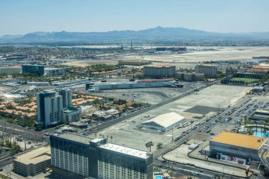 Las Vegas, Nevada - 27 Haziran 2025 Formula 1 etkinlik alanı, Westin Oteli ve havaalanı