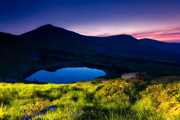 Majestic View Alpine Lake Illuminated Lantern Twilight Dramatic Picturesque Scene — Stock Photo, Image