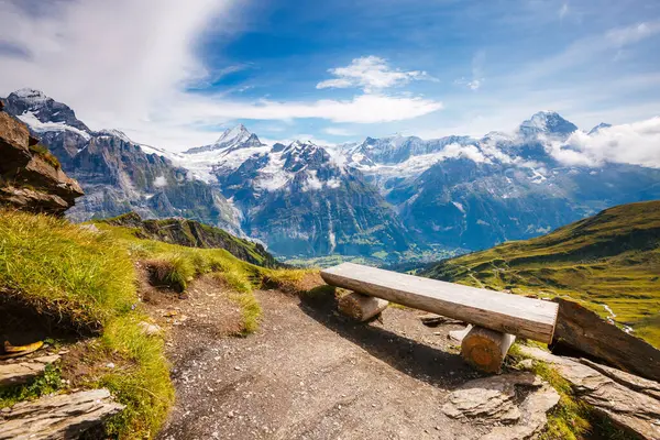 Pemandangan Yang Indah Dari Bukit Bersalju Alpen Picturesque Dan Adegan — Stok Foto