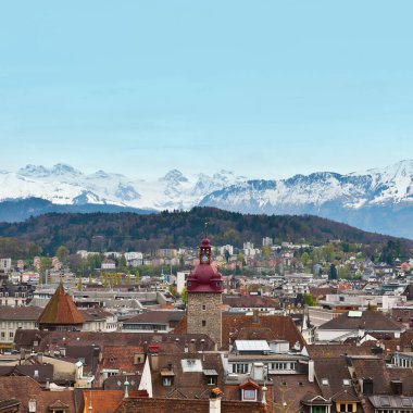 kuş bakışı Luzern city için arka planda karla kaplı Alps, İsviçre