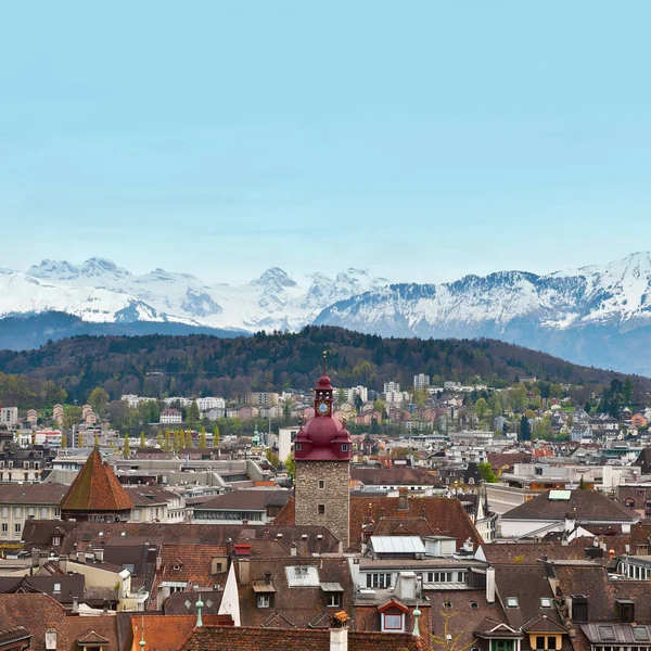 Pohled Ptačí Perspektivy Města Luzern Pozadí Zasněžené Alpy Švýcarsko — Stock fotografie