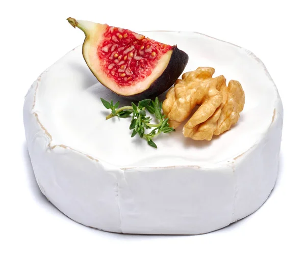 Taze Brie Peyniri Beyaz Arka Planda Izole Edilmiş Camembert Peyniri — Stok fotoğraf