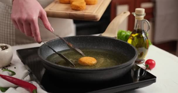 Woman Puts Cheese Balls Frying Pan Hot Cooking Oil — 비디오