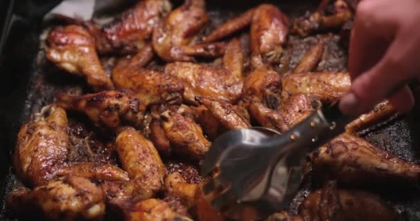 Buffalo Skrzydełka Kurczaka Gotowanie Piekarniku Elektrycznym — Wideo stockowe