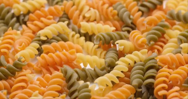 Pasta Backgroud Macro View Van Dry Authentieke Italiaanse Fusilli — Stockvideo