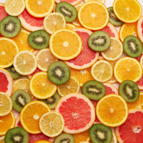 Top Achtergrond Weergave Gemaakt Van Verse Gesneden Biologische Kiwi Sinaasappels — Stockfoto