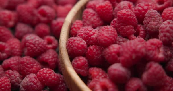 Sănătos Organic Proaspăt Fructe Suculente Zmeură Berrie Macro Fundal — Videoclip de stoc
