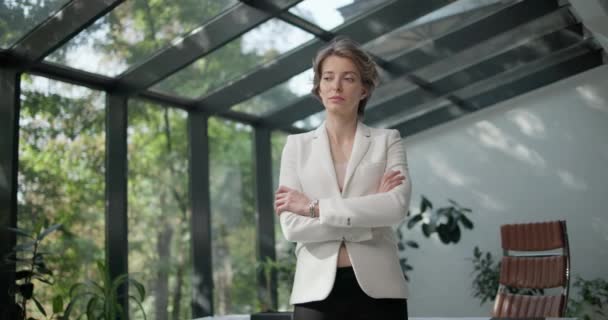 Portrait Successful Young Business Woman Looking Serious Confident Camera Office — Stock Video