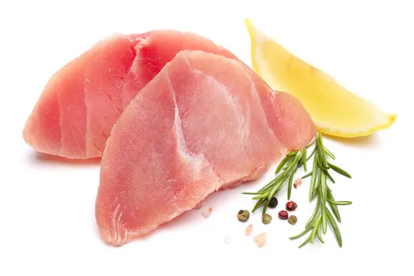 Taze Ton Balığı Bifteği Beyaz Arka Planda Izole Edilmiş — Stok fotoğraf