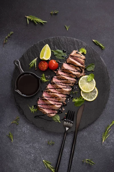 Sliced Grilled Cooked Piece Tuna Fillet Black Stone Serving Board — Stock Photo, Image