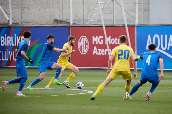 Les Équipes Ukrainiennes Azerbaïdjanaises Des Moins Ans Disputeront Match Football — Photo