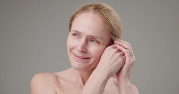 Age Beauty Health Dry Skin Care Concept Piękna Dojrzała Kobieta — Wideo stockowe