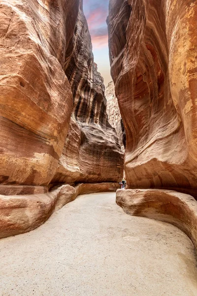 Шлях Який Веде Скарбниці Петри Між Каньйонами Йорданія — стокове фото