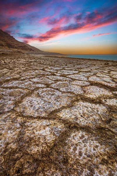 死海の近くのヨルダンで塩の閉鎖の広がり — ストック写真