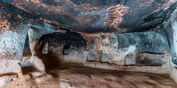 Innere Eines Den Fels Gehauenen Hauses Zelve Türkei — Stockfoto
