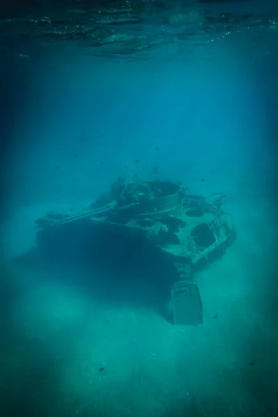 Denizin Dibindeki Eski Tank — Stok fotoğraf