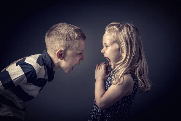 Portrait Children Shouting Arguing Studio Shot — Stock Photo, Image