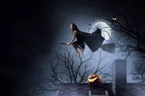 Boszorkány Seprűn Sötét Éjszakában Vegyes Média — Stock Fotó