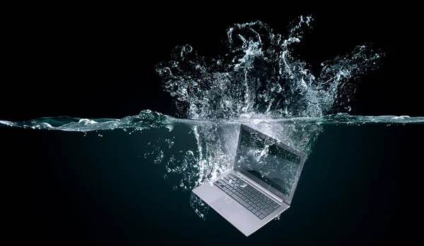 Keyboard Dropped Water Mixed Media — Foto Stock