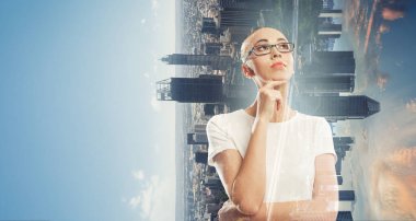 Akıllı şehir ve bilgi iletişim teknolojisi kavramı. Karışık ortam