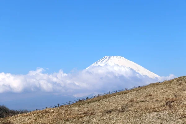 Όμορφο Ιερό Όρος Fuji Fujiyama Στα Σύννεφα Μπλε Φόντο Του — Φωτογραφία Αρχείου