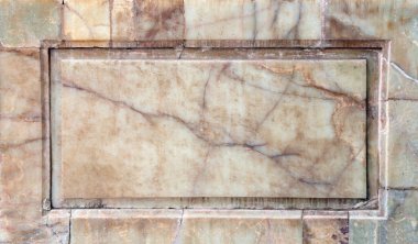 Oniks duvarına oyulmuş çerçeveli geçmişe dönük arkaplan. Boş taş dikdörtgen çerçeveli yatay arkaplan. Şablon oluşturun. Metin için alanı kopyala