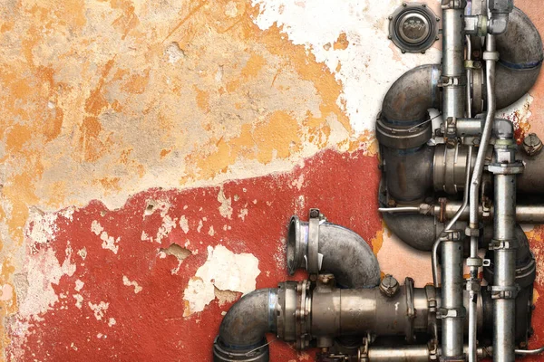 Duvarında Borular Olan Klasik Steampunk Fon Beton Duvar Boru Hatları — Stok fotoğraf