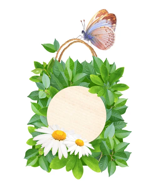 Verantwortungsvoller Konsum Schmetterling Und Einkaufstasche Aus Grünen Blättern Und Blumen — Stockfoto