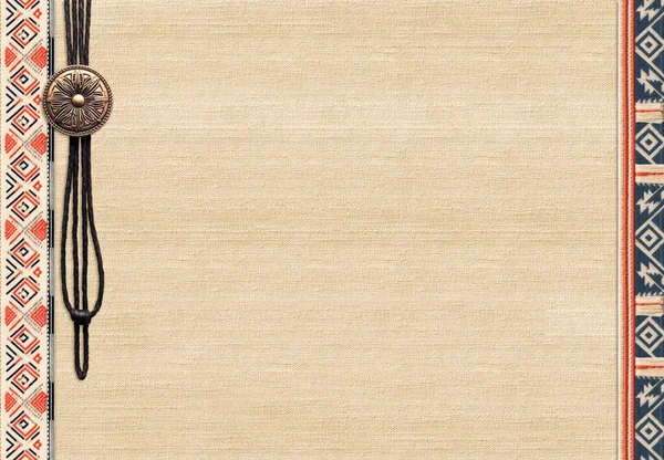 Горизонтальний Племінний Фон Бронзовим Амулетом Декоративні Межі Етнічним Візерунком Текстурою — стокове фото
