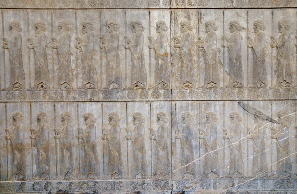 Zid Antic Basorelief Războinici Asirieni Sulițe Persepolis Iran Patrimoniul Mondial — Fotografie, imagine de stoc