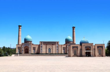 Hazrati İmam Camii ve Muyi Muborak Madrasah, Taşkent, Özbekistan. Khazrati İmam mimari kompleksi - Taşkent 'in ünlü simgesi 