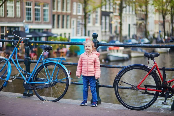 Preschooler Girl Bridge Amsterdam Netherlands Child Amsterdam Canals —  Fotos de Stock