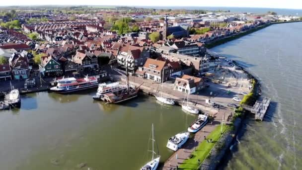 Vista Aérea Drones Pitoresca Aldeia Volendam Holanda Norte Países Baixos — Vídeo de Stock