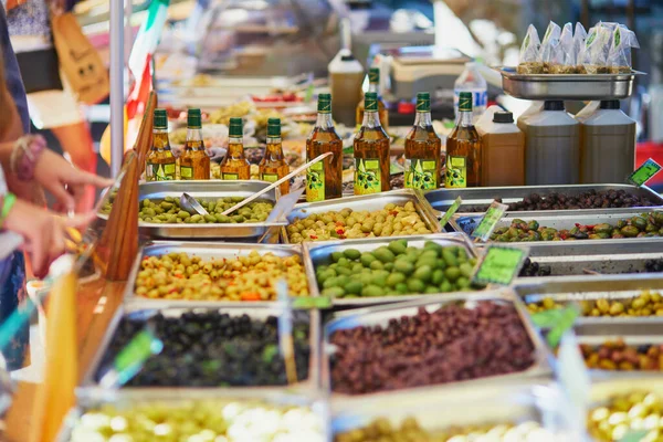 Cucuron Frankreich Juli 2022 Verschiedene Olivensorten Auf Dem Mittelmeermarkt Der — Stockfoto