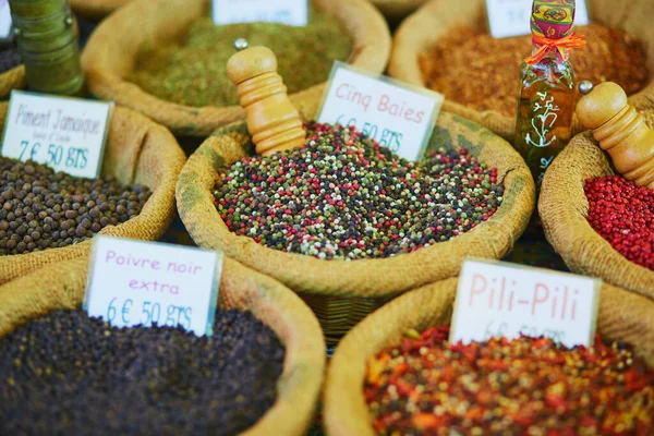 Different Kinds Spices Dried Herbs Farmer Market Cucuron Provence France — Stock Photo, Image