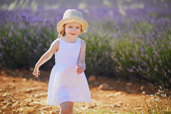 Adorable Year Old Girl White Dress Straw Hat Walking Rows — Stock fotografie