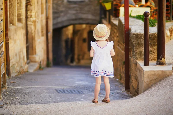 Adorable Preschooler Girl White Dress Straw Hat Street Bonnieux Village — Fotografia de Stock