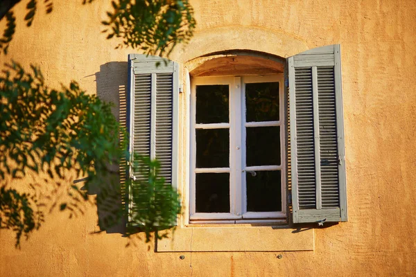 Scénický Pohled Ulice Roussillon Provence Francie Roussillon Známý Svými Velkými — Stock fotografie