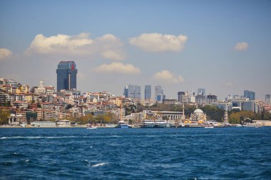 İstanbul, Türkiye 'de İstanbul Boğazı' ndan manzaralı şehir manzarası