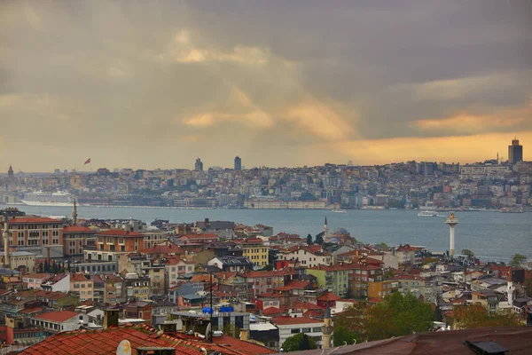 Vue Panoramique Quartier Uskudar Côté Asiatique Istanbul Turquie Avec Mosquée — Photo