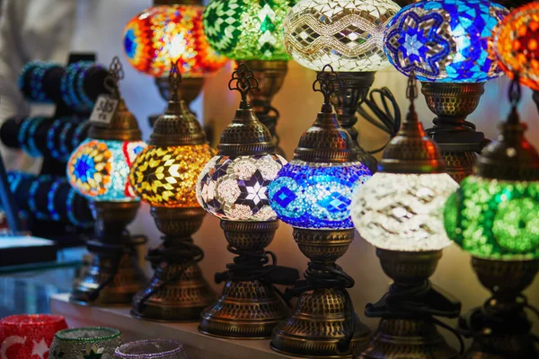 Válogatás Színes Török Lámpák Egyiptomi Bazár Vagy Spice Bazaar Egyik — Stock Fotó