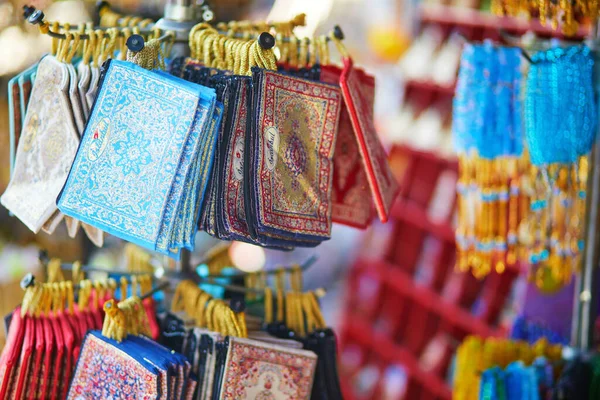 Vários Almofadas Tecido Colorido Mouse Sacos Mão Mercado Turco Tradicional — Fotografia de Stock